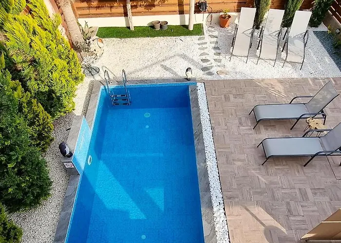 וילה Shanti House *