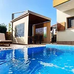Shanti House *