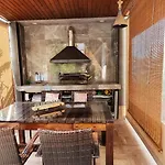 Shanti House * 파포스